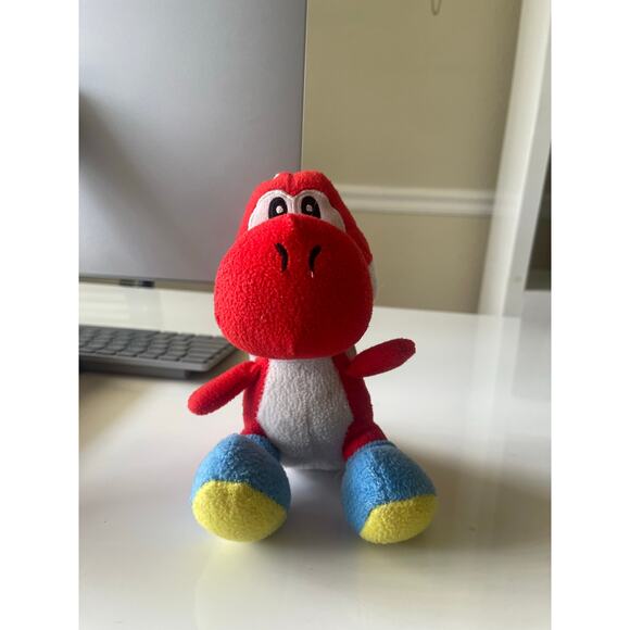 Nintendo Super Mario Red Yoshi Character 7" Plush Stuffed Animal - Picture 1 of 2